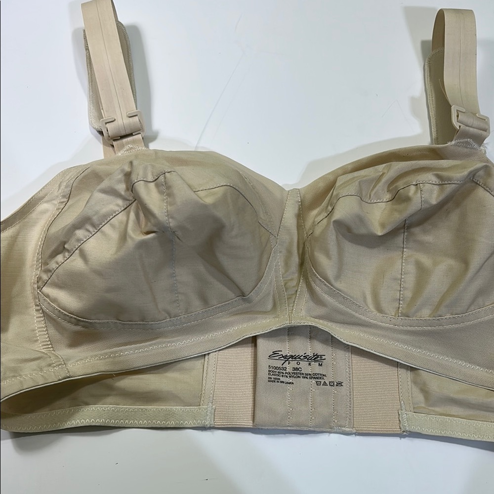 Cream T-Shirt Bra with Molded Cups and Adjustable Straps - Picture 7 of 16